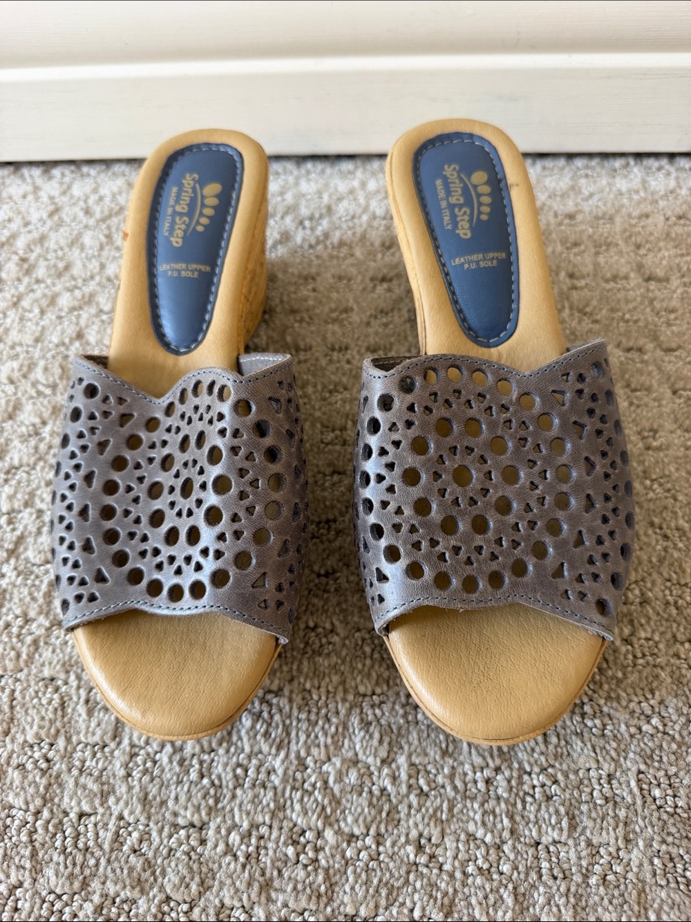Spring Step Estella Gray Laser Cut Leather Wedge Slide Sandals Size Euro 38